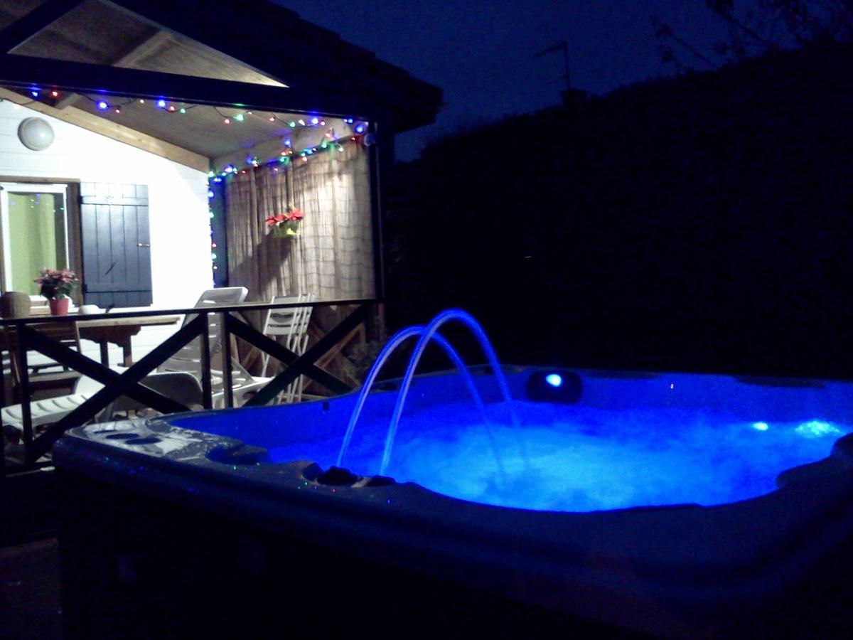 Chalet Zure Ondoan - Spa Et Piscine Chauffee Tarnos Exterior foto